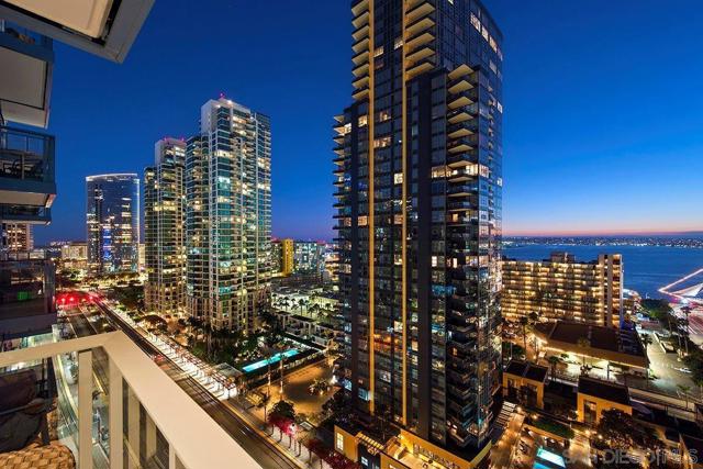 1388 Kettner Blvd, San Diego CA: https://media.crmls.org/mediaz/b5b874d1-48ca-42d8-ad03-d29809e66798.jpg