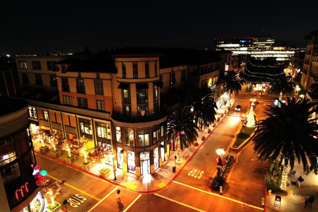 356 Santana Row, San Jose CA: https://media.crmls.org/mediaz/b5b948ed-0d4a-4963-82be-255f1be2fefc.jpg