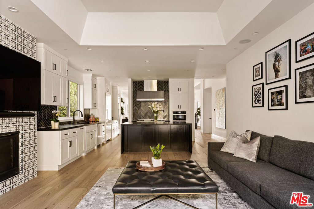 4658 Mary Ellen AvenueSherman Oaks img 25