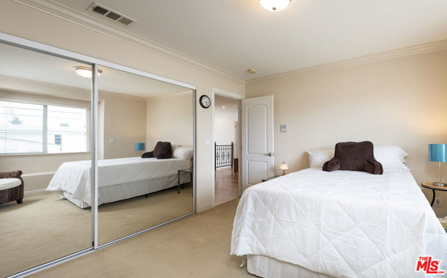4535 W 168th Street, Lawndale CA: https://media.crmls.org/mediaz/b5bac0a3-af86-4b3f-9763-041eb5bdf9b0.jpg