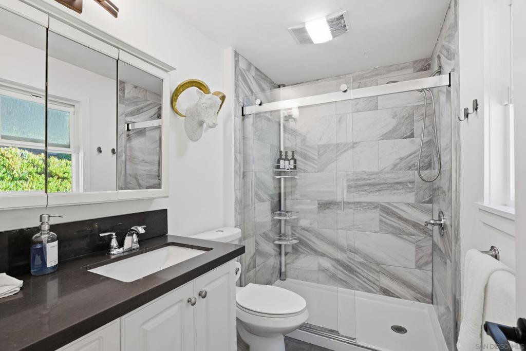 MLS #250035370SD image #26