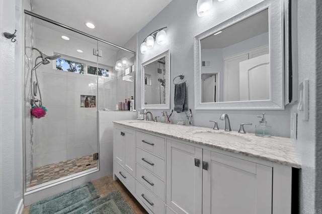 Detail Gallery Image 20 of 64 For 11372 via Rancho San Diego #B,  El Cajon,  CA 92019 - 3 Beds | 2/1 Baths