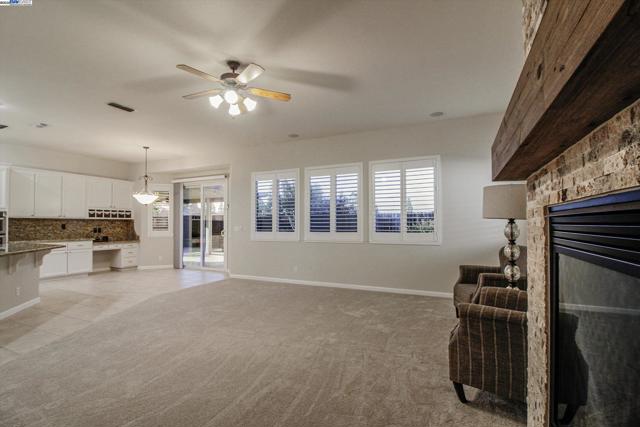 Image 4 of 29 For 3137 Grasmere Cir