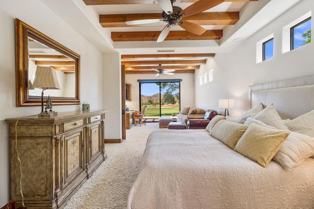 49006 Foxtail Lane, Palm Desert CA: https://media.crmls.org/mediaz/b5bd8413-806f-457a-b85e-5a5e18230397.jpg