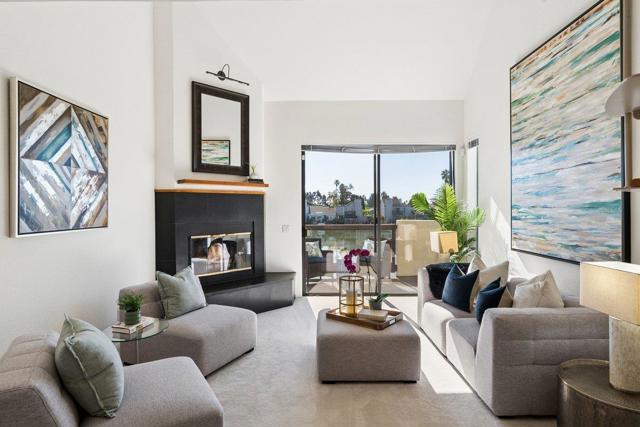 234 Shorebird Circle, Redwood City CA: https://media.crmls.org/mediaz/b5be71a6-3215-4221-a0e5-cd22db4a41bd.jpg