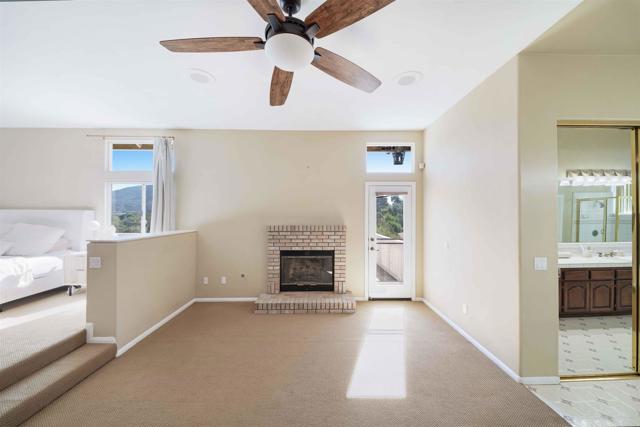 2173 Twisted Oak Ln Lane, Alpine CA: https://media.crmls.org/mediaz/b5bf2a32-8e04-4116-bd0d-c0eb4e3858af.jpg