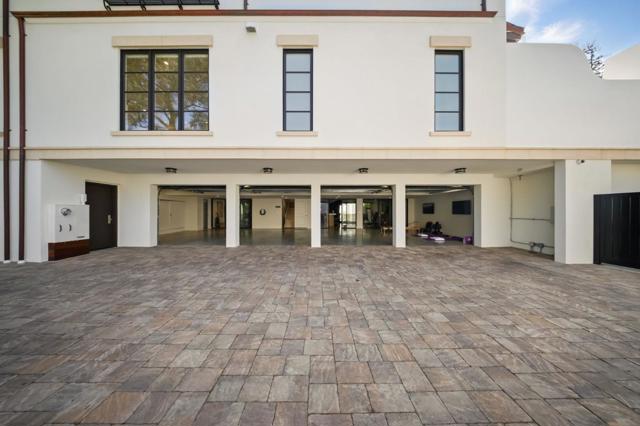 830 Bromfield Road, San Mateo CA: https://media.crmls.org/mediaz/b5c0ed7d-3a9f-4d18-98ac-f457b5298d99.jpg