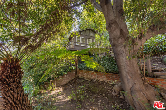 Image 35 of 72 For 10686 Somma Way
