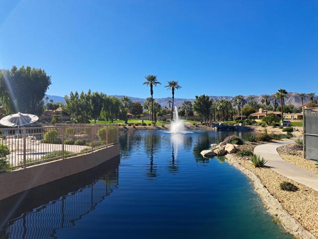 44079 Elba Court, Palm Desert CA: https://media.crmls.org/mediaz/b5c1f8a6-5439-48de-b72e-8ad6db683825.jpg