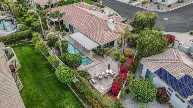 12 Via Elegante, Rancho Mirage CA: https://media.crmls.org/mediaz/b5c2e206-b7c0-485c-b71e-b08d6d962841.jpg