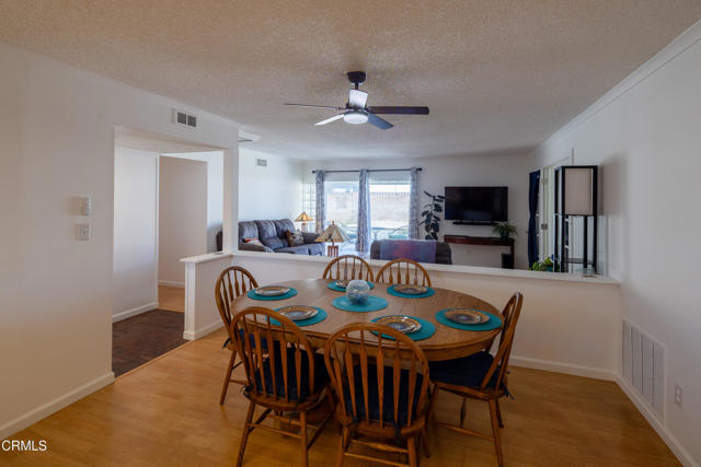 Detail Gallery Image 16 of 27 For 2326 Gloryette Ave, Simi Valley,  CA 93063 - 3 Beds | 2 Baths