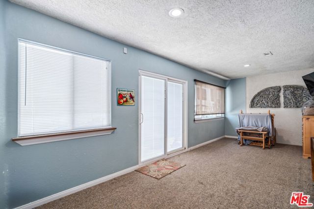 9999 Del Sol Avenue, Phelan CA: https://media.crmls.org/mediaz/b5c67452-6004-4adf-b44d-dedc905d2eca.jpg
