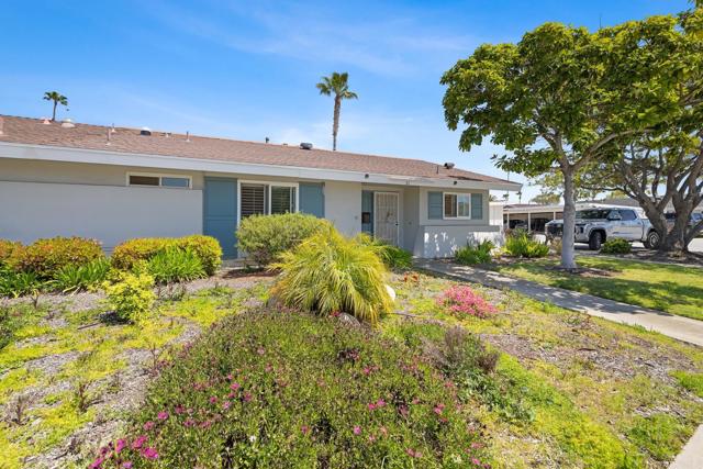 3685 Vista Campana N, Oceanside CA: https://media.crmls.org/mediaz/b5c74608-bafa-4886-97cc-2c246548b2b7.jpg
