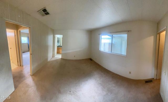 16 Isabel Avenue, Camarillo CA: https://media.crmls.org/mediaz/b5c82d57-41f8-45fd-bf79-67204b3d54ab.jpg