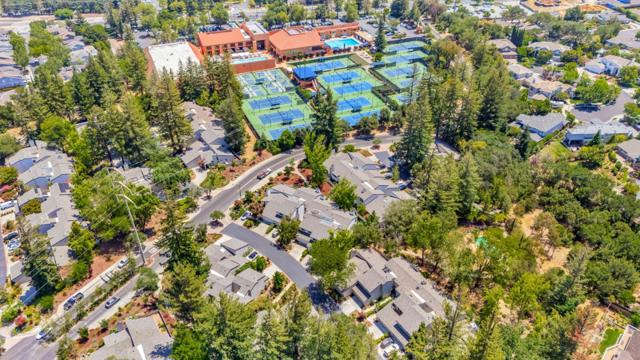 105 Strathmore Place, Los Gatos CA: https://media.crmls.org/mediaz/b5c87291-0901-4207-872f-f9bc657fbfcd.jpg