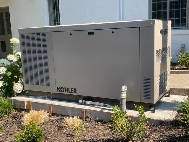 85 Fagan Drive, Hillsborough CA: https://media.crmls.org/mediaz/b5c9d6e5-39f2-4a77-97d1-a8f376becfba.jpg