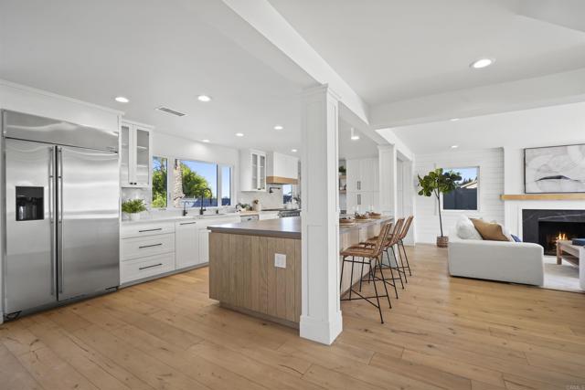 24611 Spadra Ln, Mission Viejo CA: https://media.crmls.org/mediaz/b5ca0999-c1e2-4003-9434-3bb702a1a35f.jpg