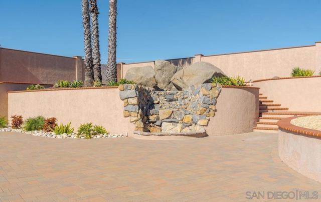 Image 39 of 55 For 672 Chateau Place