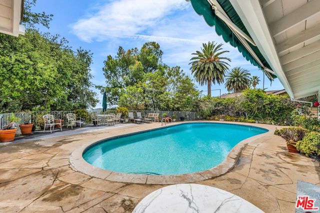 Drew Fenton | 16560 Park Lane Circle Los Angeles CA | MLS: 7286867