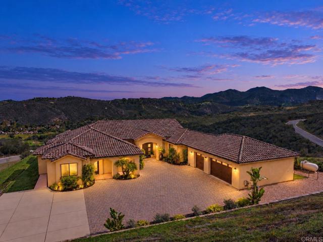 2260 Panoramic Way, San Diego County, CA 92084