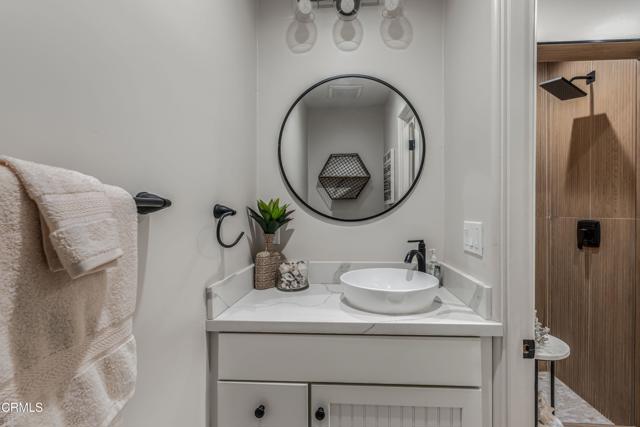 Detail Gallery Image 24 of 54 For 3880 Loma Vista Rd, Ventura,  CA 93003 - 3 Beds | 3 Baths