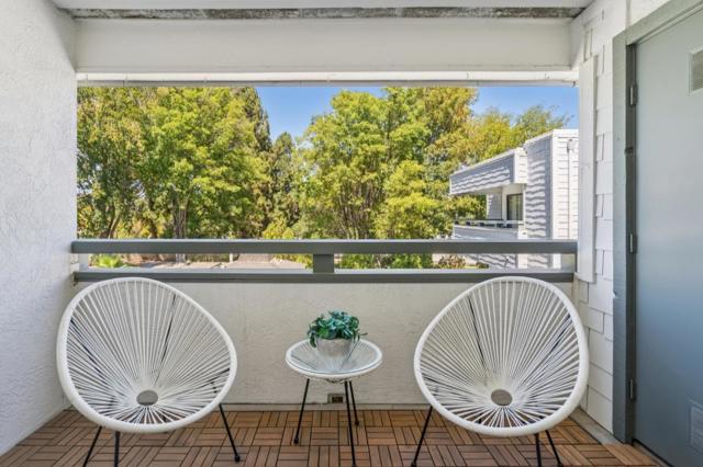 40425 Chapel Way, Fremont CA: https://media.crmls.org/mediaz/b5ccb5e1-cae8-4038-9d62-91c774eef6eb.jpg