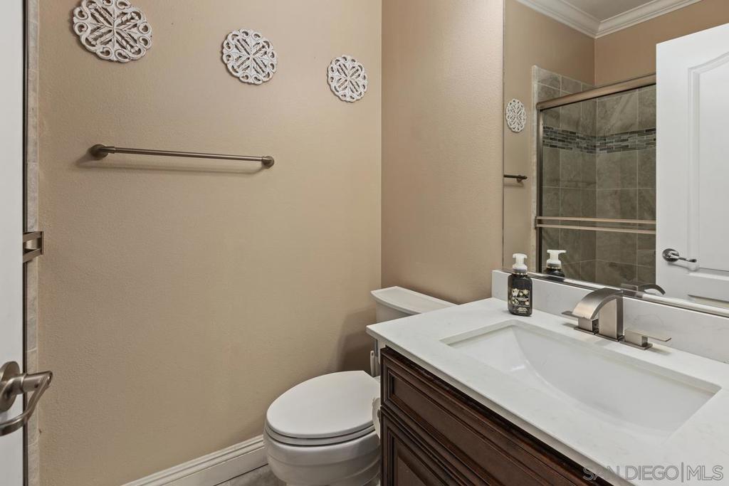 MLS #250030585SD img 31