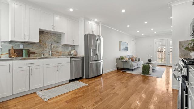 47 Greenwood Drive, South San Francisco CA: https://media.crmls.org/mediaz/b5ccdb1d-8aac-42a9-b99d-621763deaf4c.jpg