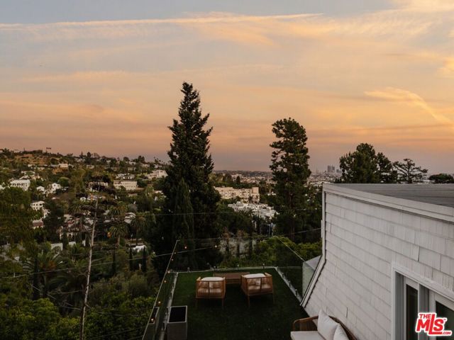 2261 Vasanta Way, Los Angeles CA: https://media.crmls.org/mediaz/b5ce0b1a-bc23-4ac1-96bd-524a5f849b1b.jpg