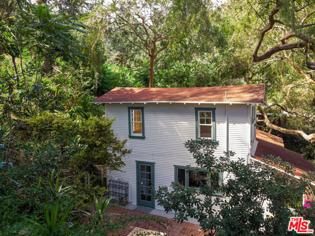 1228 Cliff Drive, Los Angeles CA: https://media.crmls.org/mediaz/b5ce3f6e-24b5-4683-a22d-6683e9ac47b7.jpg