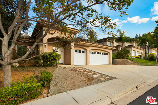 216 Windrose Court photo 1