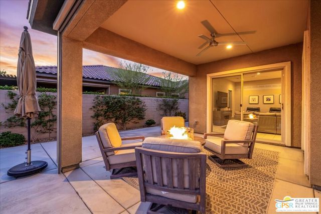 49 Bordeaux, Rancho Mirage CA: https://media.crmls.org/mediaz/b5d046fa-5863-4421-8bbd-f772b0b98c7d.jpg
