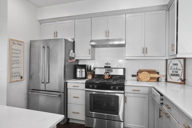 Image 6 of 28 For 1205 Paseo Sea Cliff  69