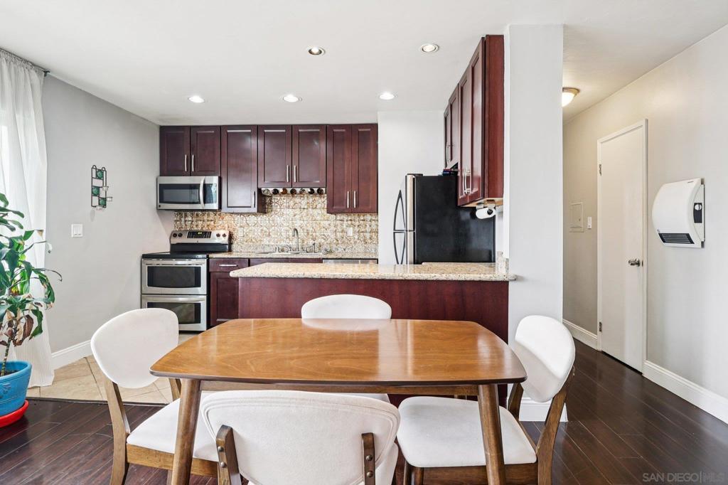 2266 Grand - photo 5