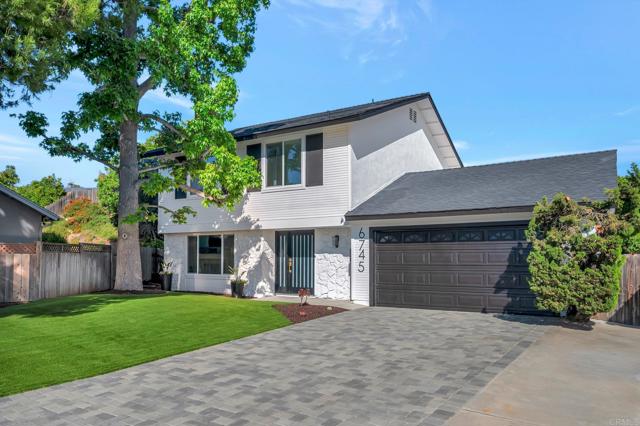 Detail Gallery Image 4 of 46 For 6745 Mewall Dr, San Diego,  CA 92119 - 4 Beds | 3/1 Baths