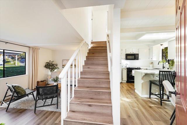 3003 Corte Cabrillo, Aptos CA: https://media.crmls.org/mediaz/b5d33f13-4eae-4c71-953a-1182ecbc7804.jpg