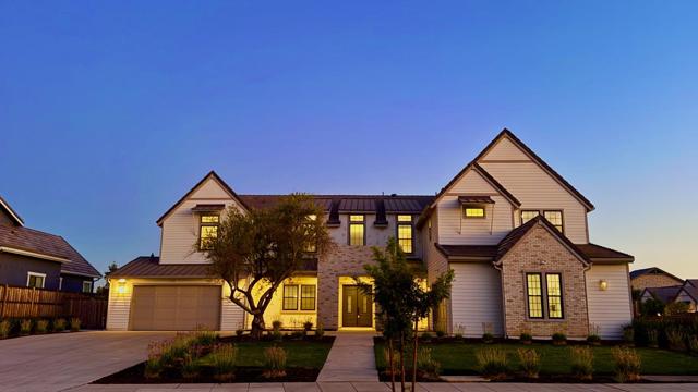1734 Lester Avenue, Clovis CA: https://media.crmls.org/mediaz/b5d36e4a-b465-4932-99af-279572d000ac.jpg