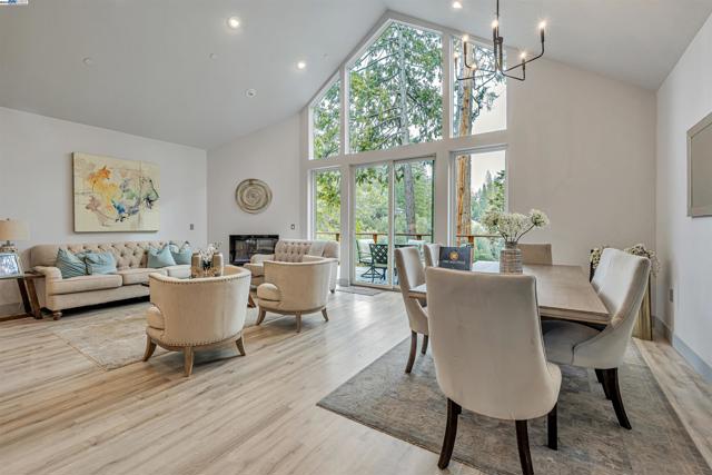 20244 Lower Skyridge Dr, Groveland CA: https://media.crmls.org/mediaz/b5d3e13d-e6f1-4ae3-a43b-58e6885a0add.jpg
