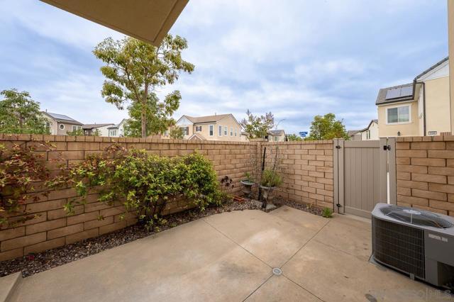 13348 Camelia Way, San Diego CA: https://media.crmls.org/mediaz/b5d3e6e6-7b01-4cf7-9580-3a4030782733.jpg
