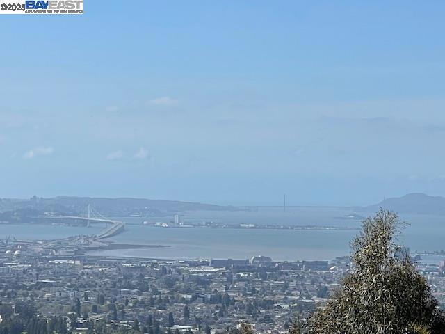 Details for 14020 Broadway Ter, Oakland, CA 94611