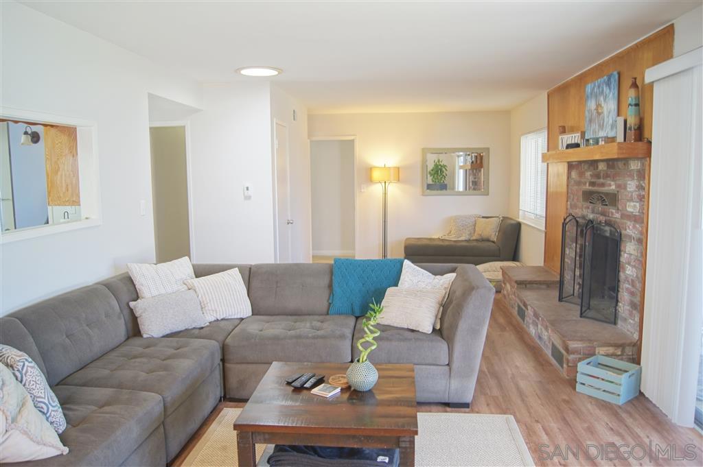 4430 Donald Ave - photo 2