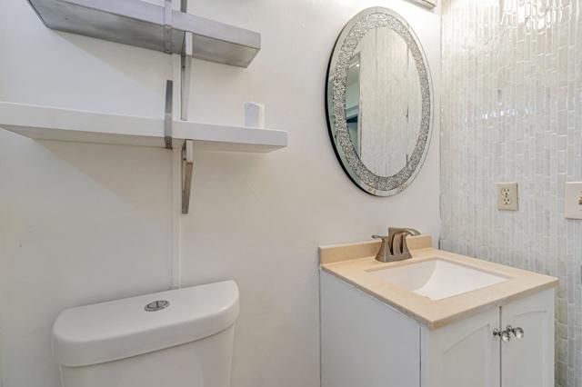 812 W Clover Road, Tracy CA: https://media.crmls.org/mediaz/b5d5c7e7-4649-4e8b-a14f-d19c36a90c3d.jpg