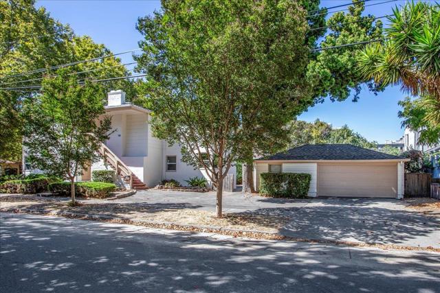 909 Myrtle Street, San Jose CA: https://media.crmls.org/mediaz/b5d61200-619e-44e5-a540-3cc117e4da22.jpg
