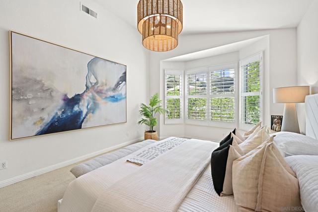 6039 Malea Way, Oceanside CA: https://media.crmls.org/mediaz/b5d68a7b-2be4-4236-9eea-5a65ab4189e5.jpg