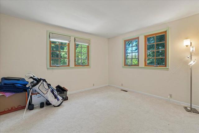 20246 Gist Road, Los Gatos CA: https://media.crmls.org/mediaz/b5d7e58e-7d7c-421f-942a-1a5de453db34.jpg