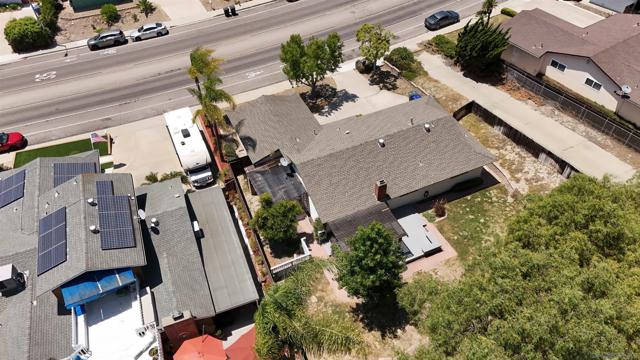 931 Rutgers Ave, Chula Vista CA: https://media.crmls.org/mediaz/b5d7fca3-d094-4416-98b2-2235910dc0f9.jpg