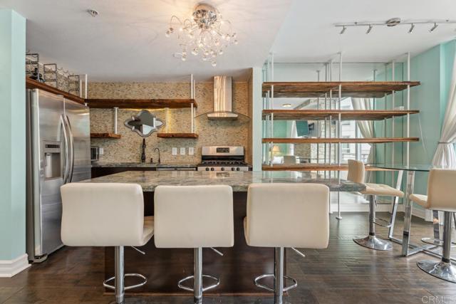 Detail Gallery Image 8 of 43 For 1277 Kettner Bld #300,  San Diego,  CA 92101 - 2 Beds | 2/1 Baths