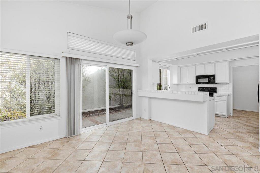 1686 Hermosita Dr - photo 14