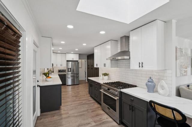 219 D Street, Redwood City CA: https://media.crmls.org/mediaz/b5dbdab7-52e4-4ef2-b741-437978c0b386.jpg