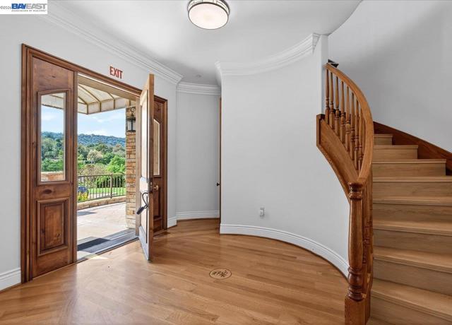 Image 3 of 60 For 920 Happy Valley Rd